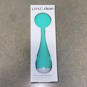BNIB - PMD Clean Facial Cleansing Device - Teal